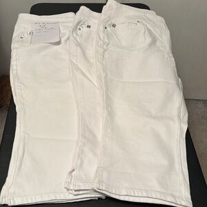 Belle by Kim Gravel 3 pair bundle White Capri Jeans